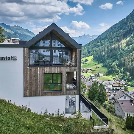 아파트 Sgmiatli - Dein Hideaway 카플